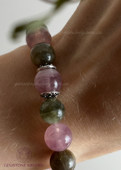 Браслет з рожевим кварцем та лепідолітом і з сапфіром