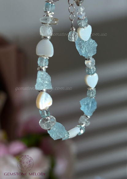 Браслет з аквамарином, перламутровим серцем