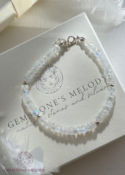 Браслет з місячним каменем високої якості 