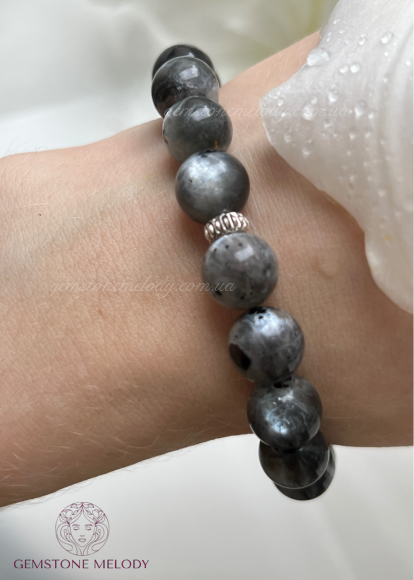 Браслет з чорним сонячним каменем