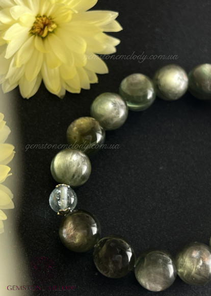 Браслет з зеленим лепідолітом