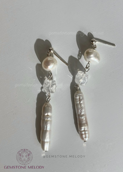 Срібні сережки з перлами бароко