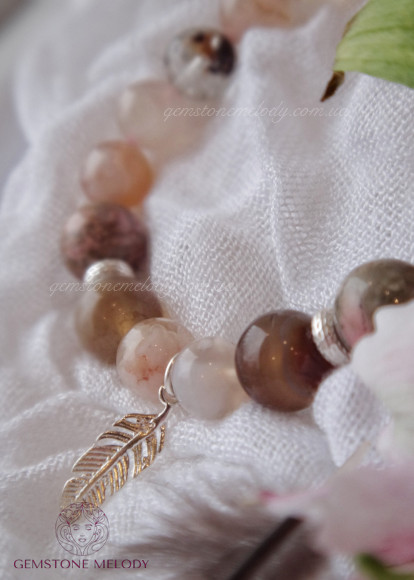 Браслет з агату , з підвіскою