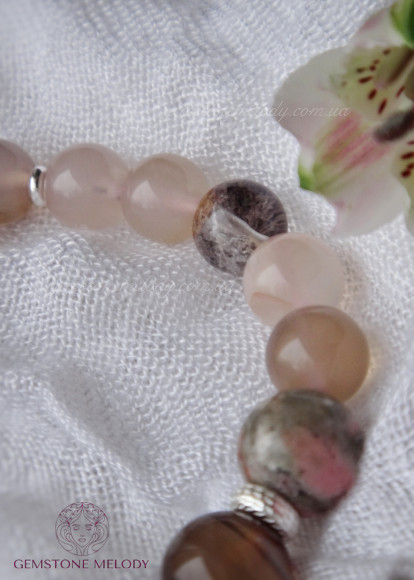 Браслет з агату , з підвіскою