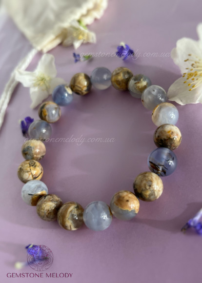Браслет з блакитним халцедоном на резинці