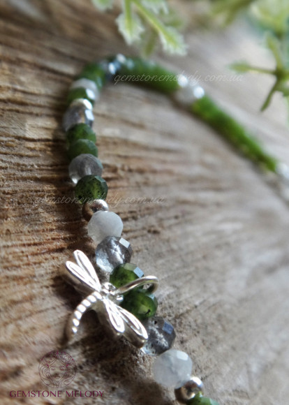 Колье из нефрита и лабрадора 