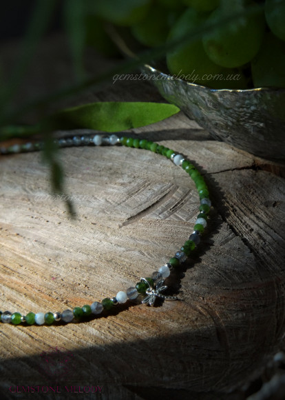 Колье из нефрита и лабрадора 