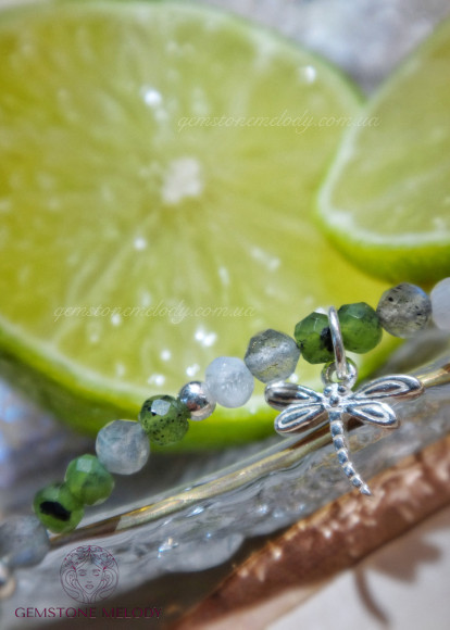 Колье из нефрита и лабрадора 