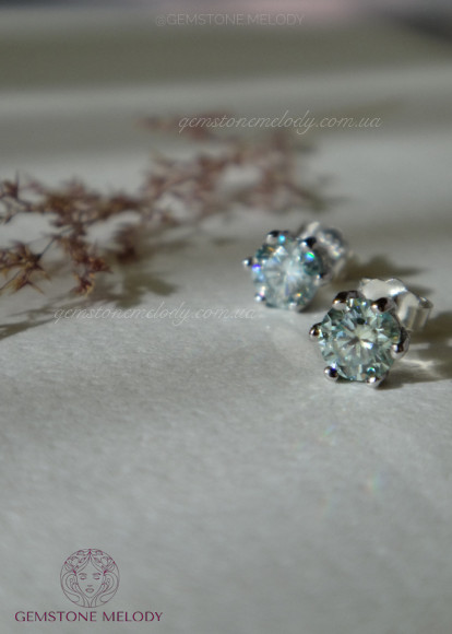 Сережки з діамантами 