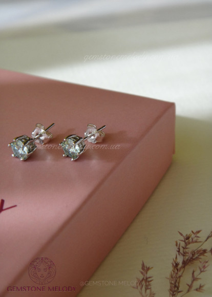 Сережки з діамантами 