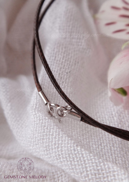 Подвеска " Месяц " с натуральным камнем на шнурочке c1011