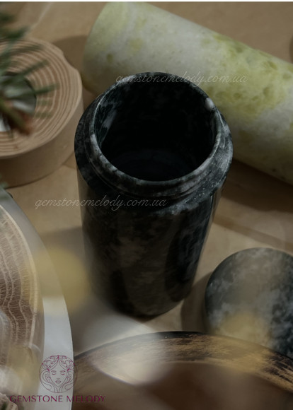 Термос із нефрита, чаша нефритова