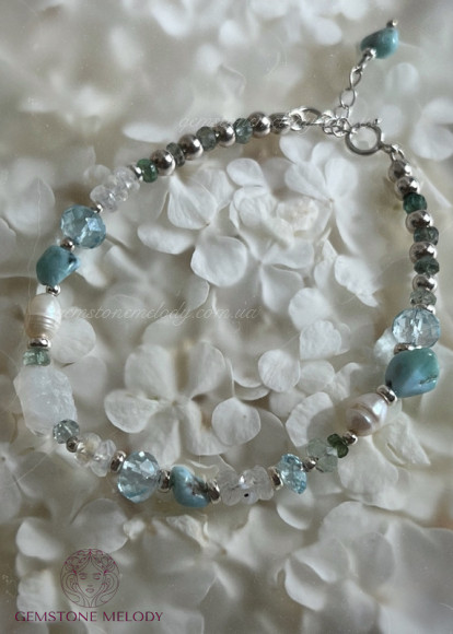 Браслет з топазом, ларимаром, та іншими каменями 