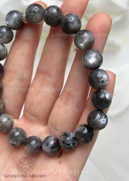 Браслет з чорним сонячним каменем
