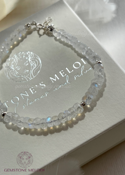 Браслет з місячним каменем високої якості 