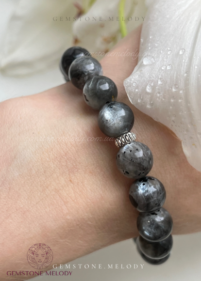 Браслет з чорним сонячним каменем