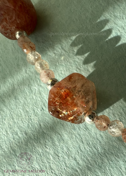 Браслет з сонячним каменем