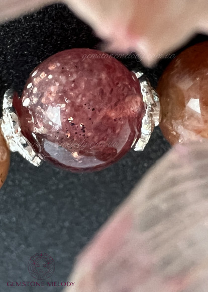 Браслет з сонячним каменем