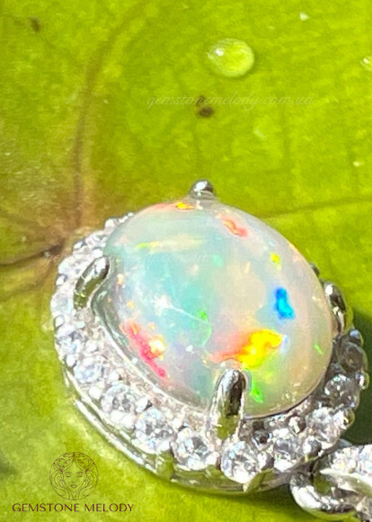 Підвіска з опалом