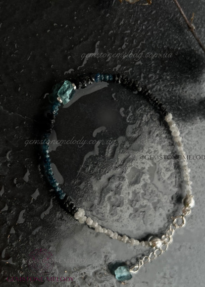 Браслет з діамантами, вставкою апатиту