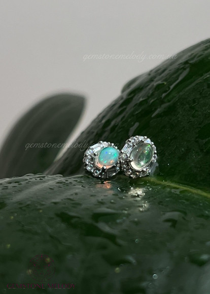 Сережки з опалом , у сріблі