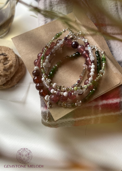 Набір браслетів з натуральних каменів