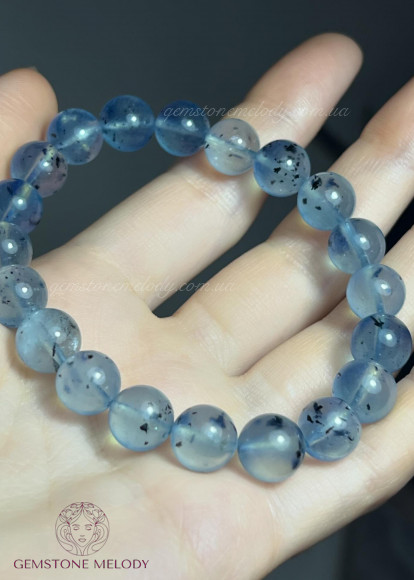 Браслет з рідкісним аквамарином з включеннями шерла