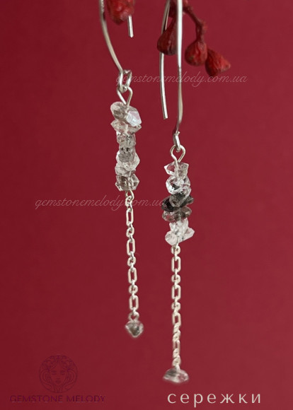 Сережки з херкімерським діамантом