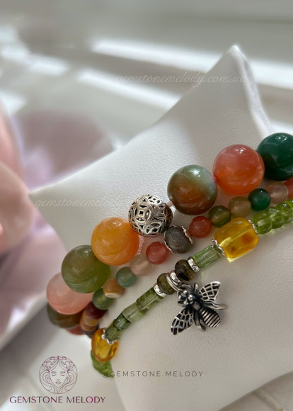 Наборів браслетів з натуральних каменів 