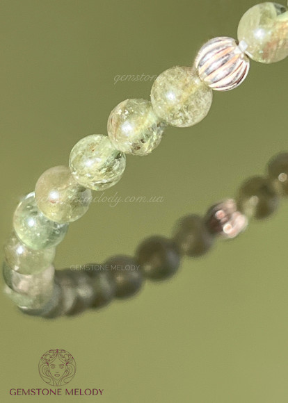 Браслет з зеленого гранату 