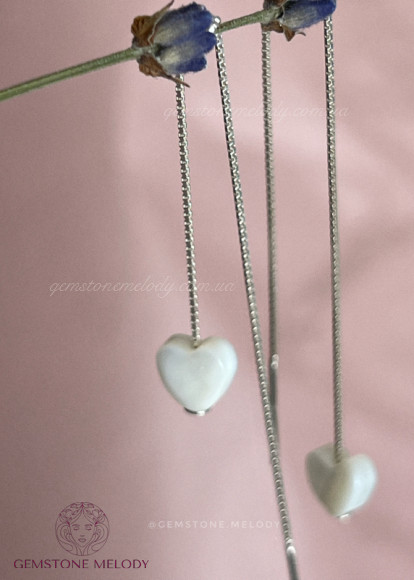 Срібні сережки з перламутровим серцем