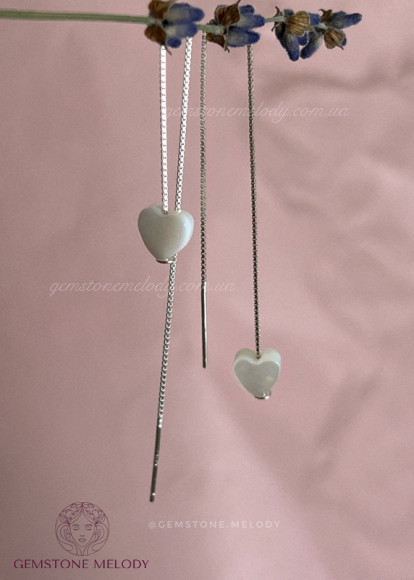 Срібні сережки з перламутровим серцем