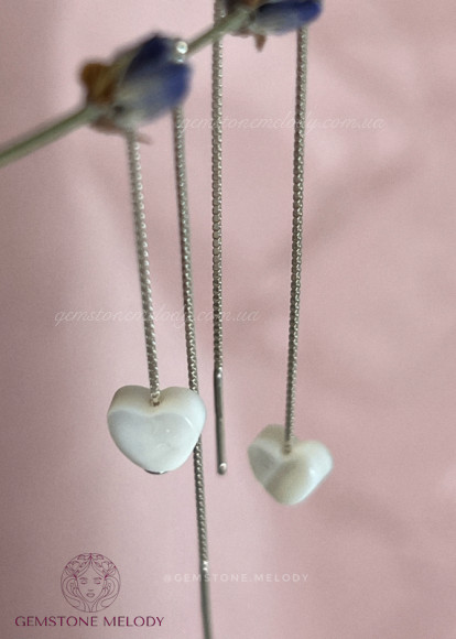 Срібні сережки з перламутровим серцем
