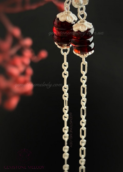 Сережки срібні з вишневим бурштином