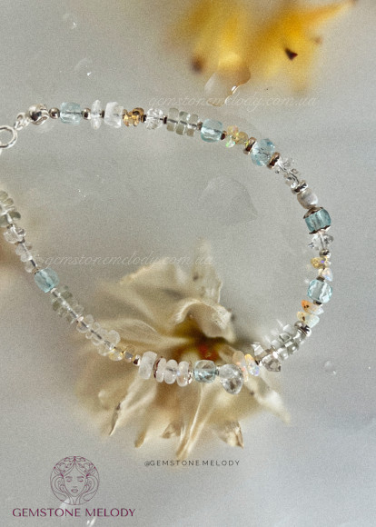 Ніжний браслет на замочку з міксу мінералів