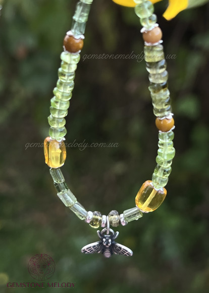 Браслет з бурштину, турмаліна, хризоліта 