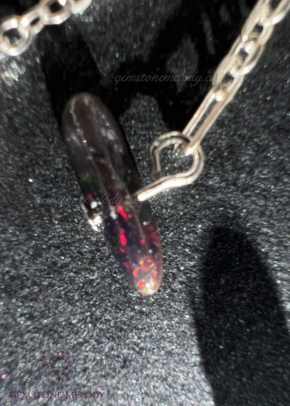 Сережки асиметричні з натуральних каменів