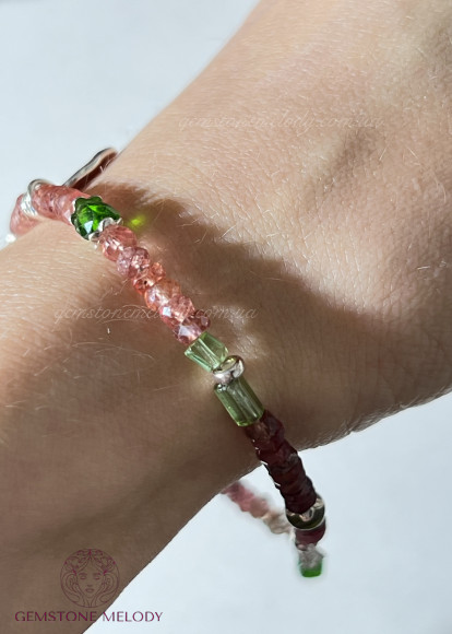 Браслет зі шпінелі, хромдіопсиду