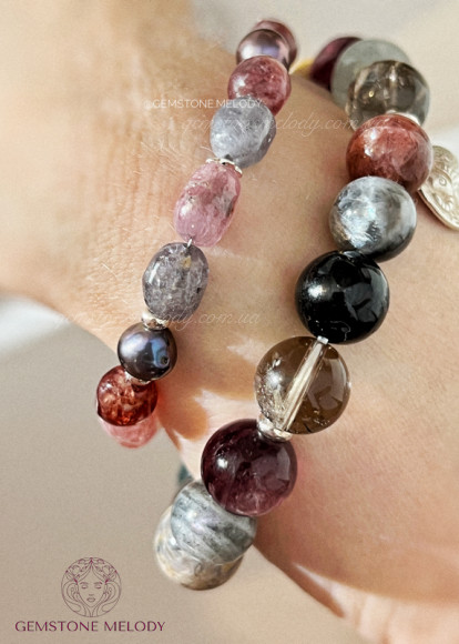 Набір браслетів з натуральних каменів та срібла 