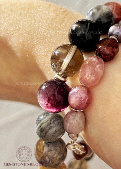 Набір браслетів з натуральних каменів та срібла 