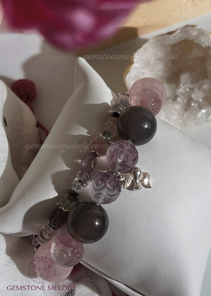 Набір браслетів , натуральне каміння і срібло 