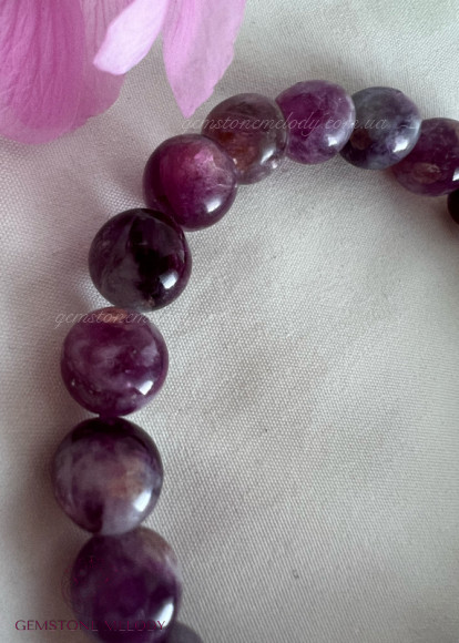 Браслет з рожевим лепідолітом гарної якості 9мм