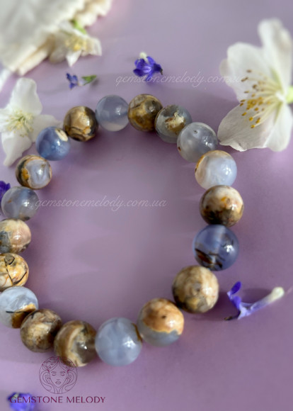 Браслет з блакитним халцедоном на резинці