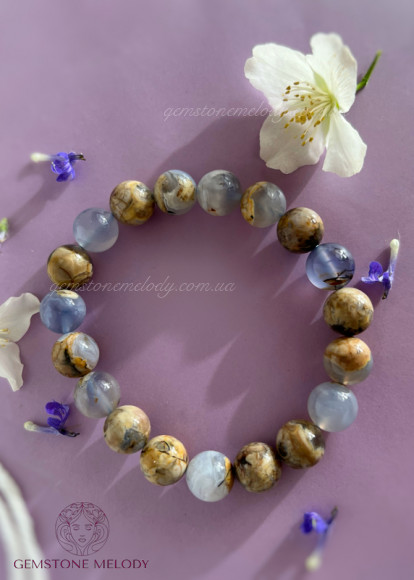 Браслет з блакитним халцедоном на резинці