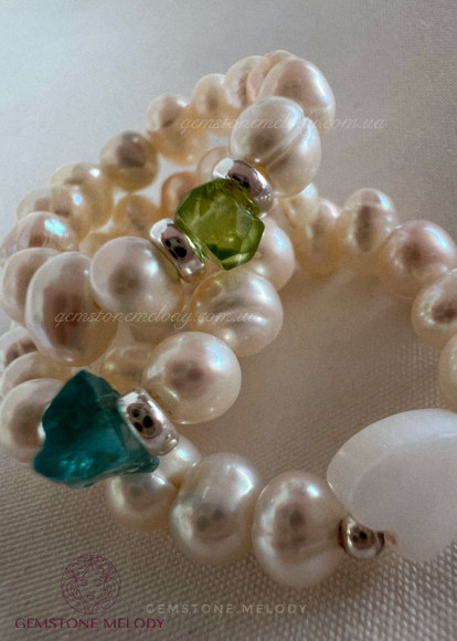 Каблучка на резинці з натуральних каменів