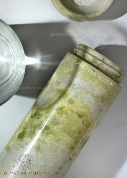 Термос із нефрита, чайник із нефрита 