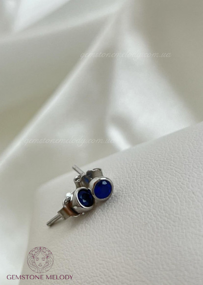 Сережки зі срібла з сапфіром