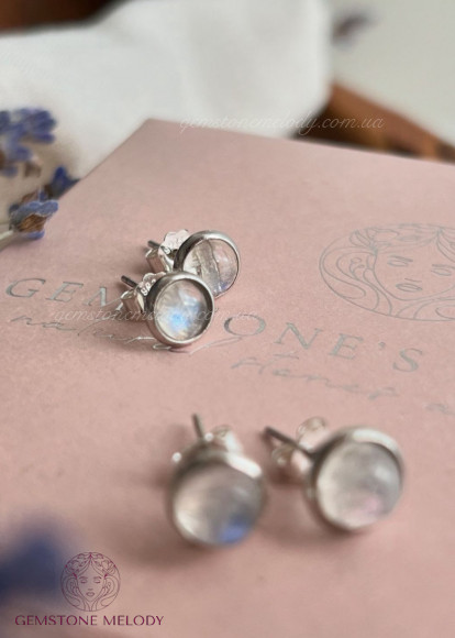 Срібні сережки з місячним каменем  4мм